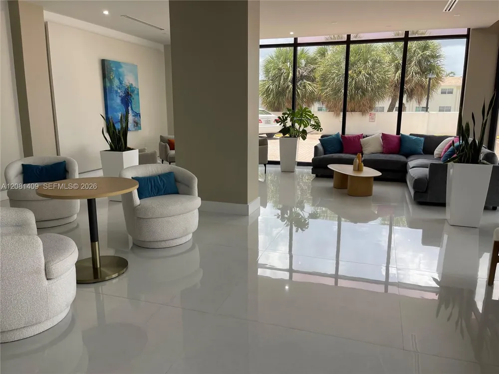 2401 S Ocean Dr #1906 Hollywood, FL 33019