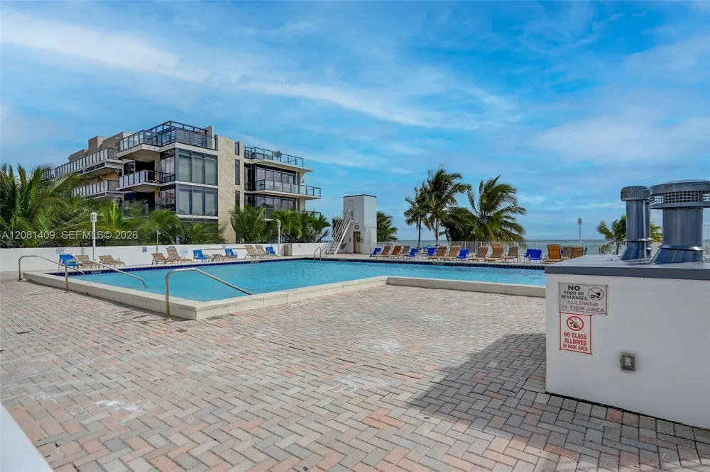 2401 S Ocean Dr #1906 Hollywood, FL 33019