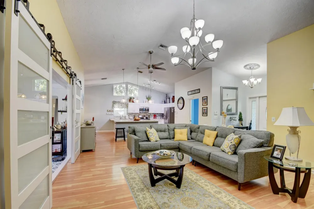 1098 Primrose Lane Wellington, FL 33414