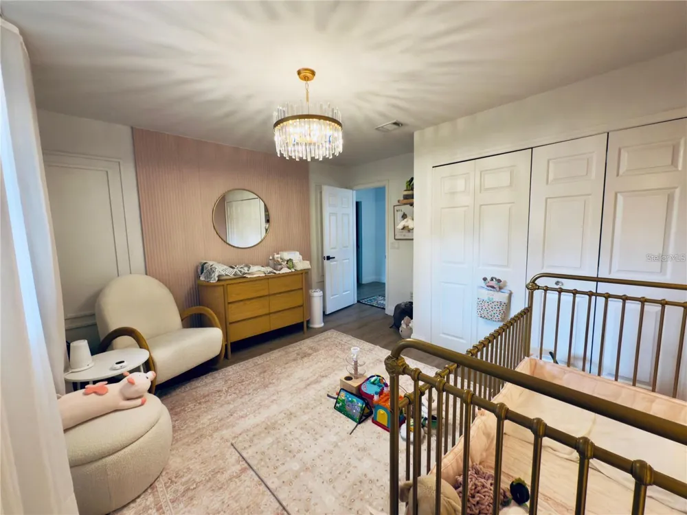 8113 BREEZE COVE LANE Orlando, FL 32819