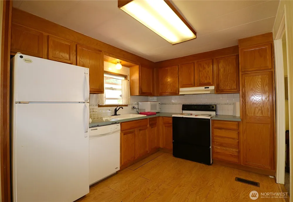 3234 S 183rd Street #232 SeaTac, WA 98188
