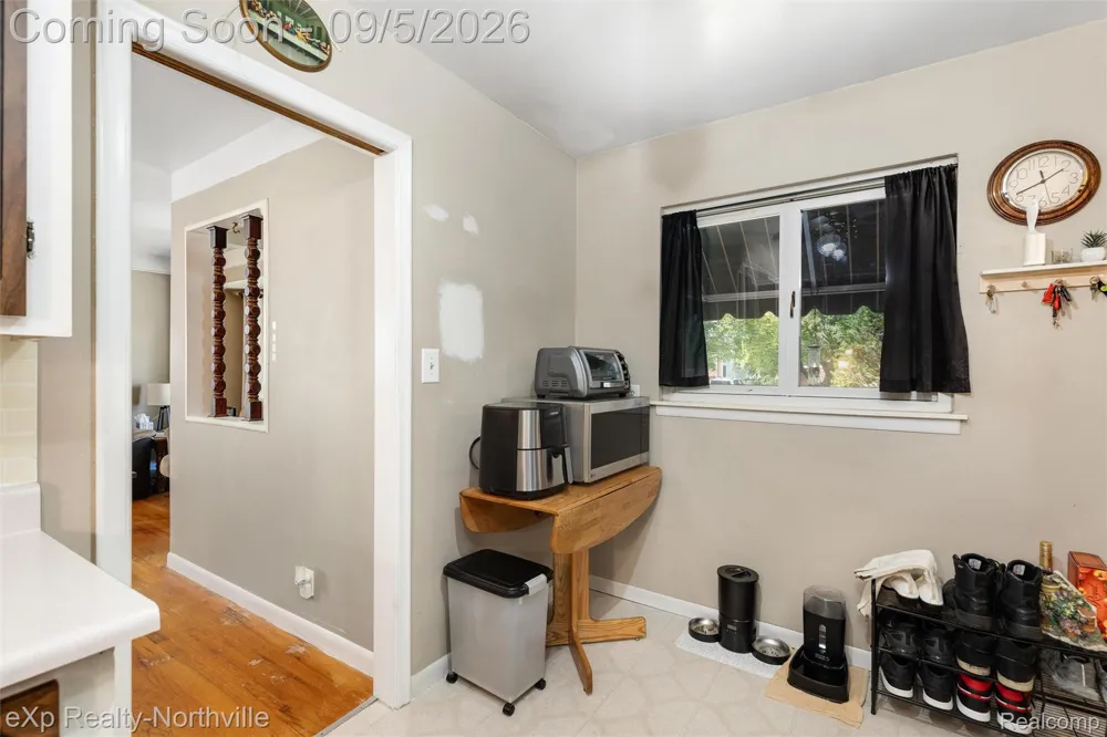 20454 Denby Redford Charter Township, MI 48240