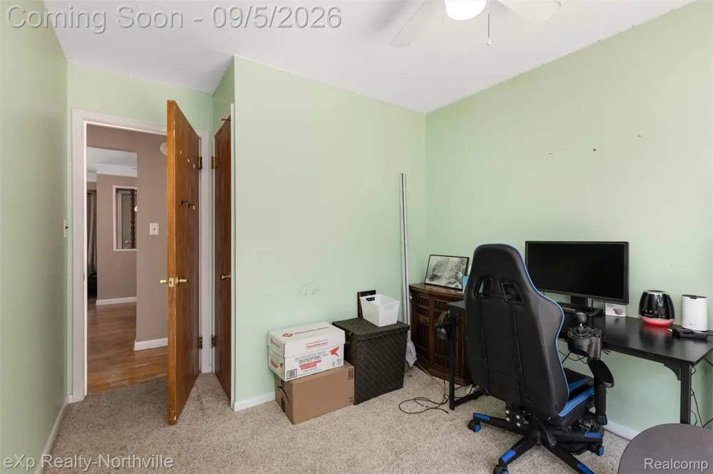 20454 Denby Redford Charter Township, MI 48240