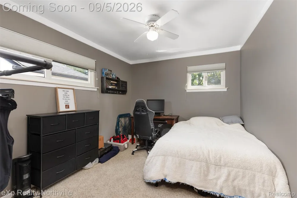 20454 Denby Redford Charter Township, MI 48240