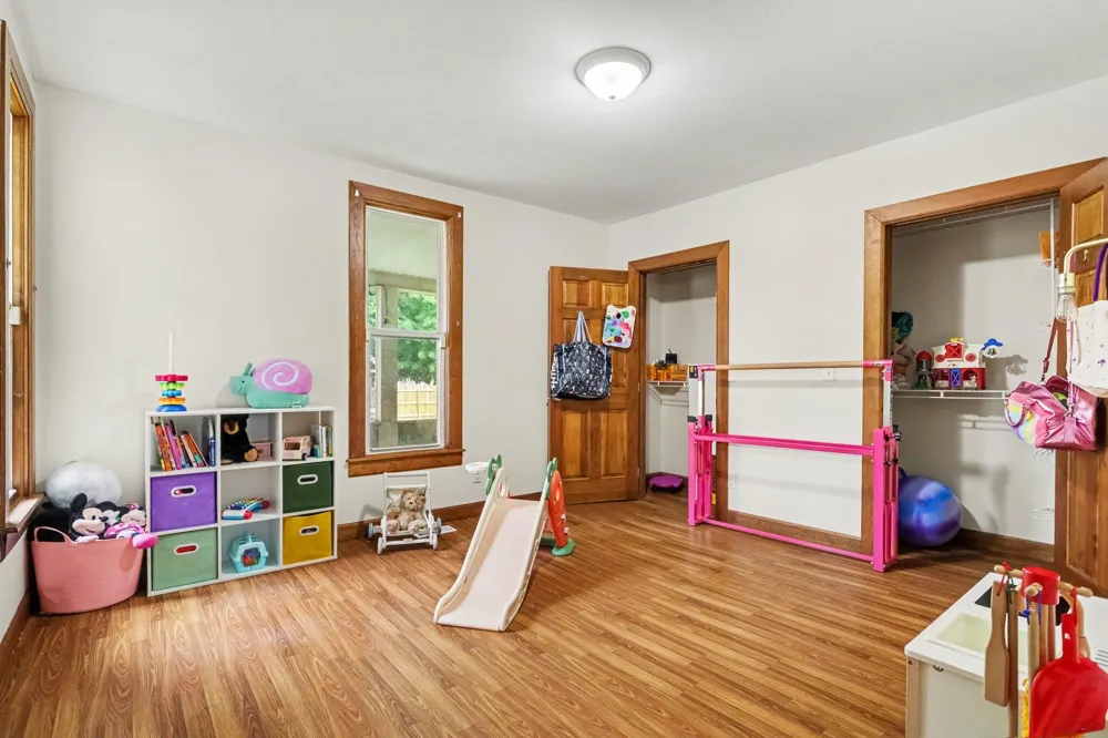 211 S Hillsdale Street Homer Village, MI 49245