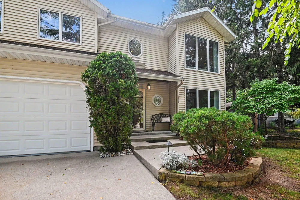 776 North Shore Drive South Haven City, MI 49090