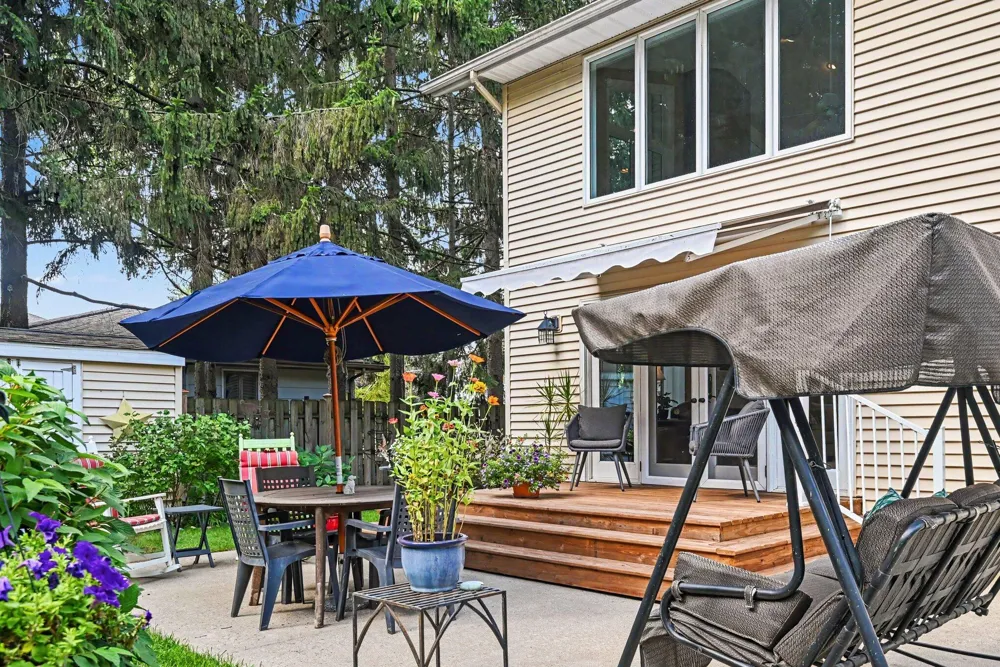 776 North Shore Drive South Haven City, MI 49090