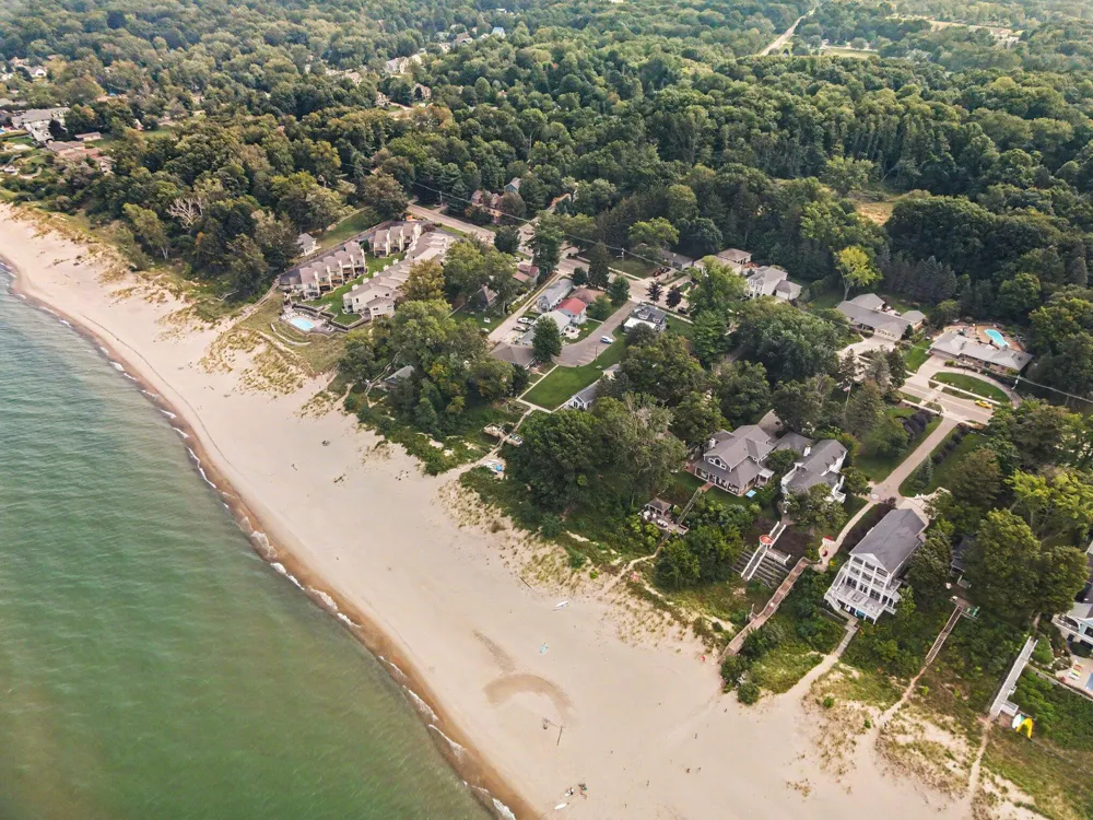 776 North Shore Drive South Haven City, MI 49090