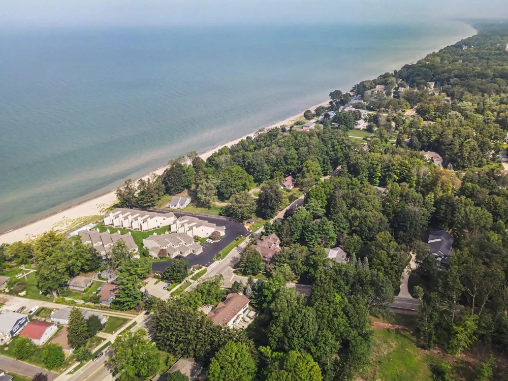 776 North Shore Drive South Haven City, MI 49090