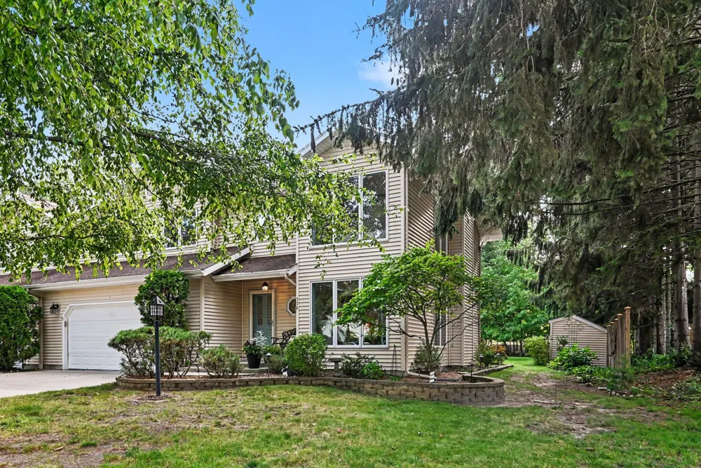 776 North Shore Drive South Haven City, MI 49090