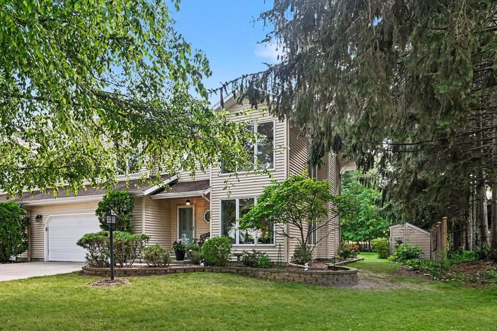 776 North Shore Drive South Haven City, MI 49090
