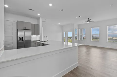 1664 Hillside Terrace #6315