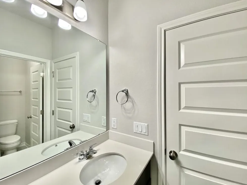 2148 Pecan Island Drive Leander, TX 78641