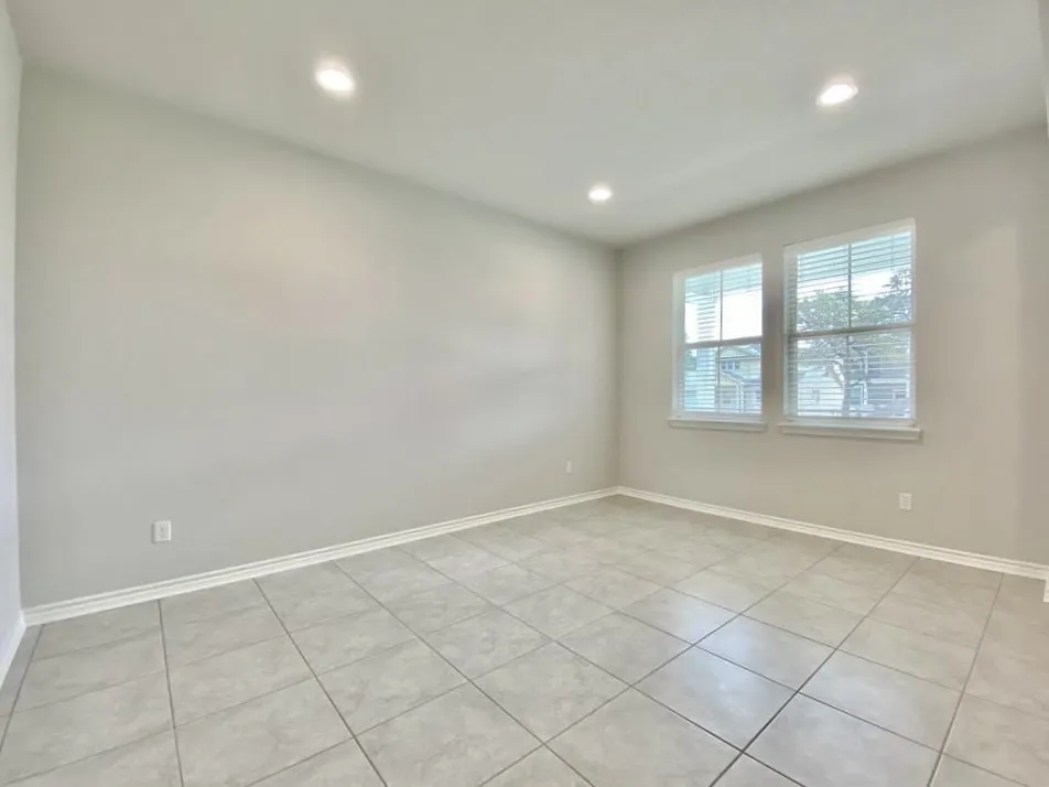 2148 Pecan Island Drive Leander, TX 78641