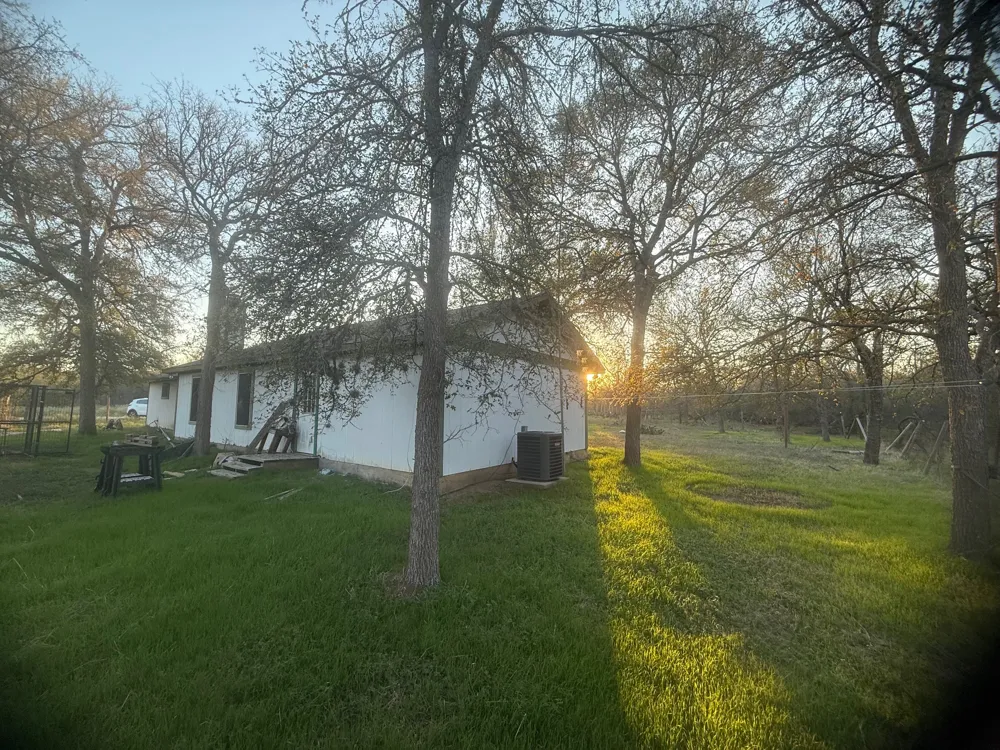 326 The Forest Road Dale, TX 78616