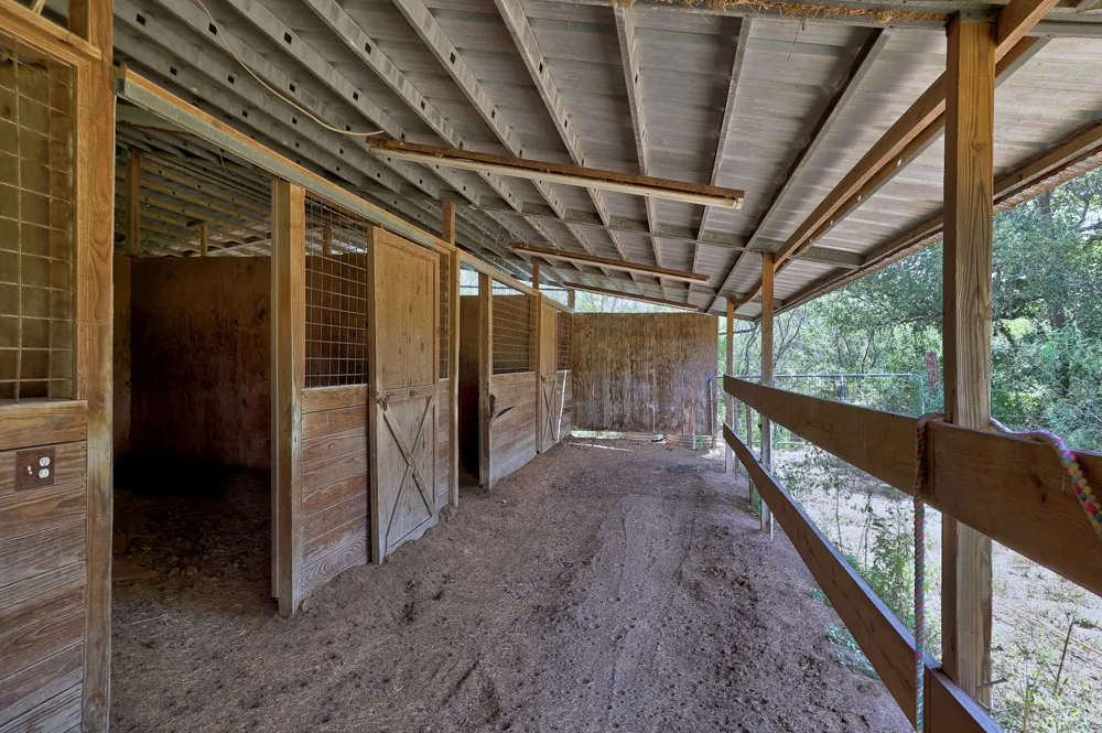 326 The Forest Road Dale, TX 78616