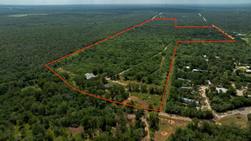 326 The Forest Road Dale, TX 78616
