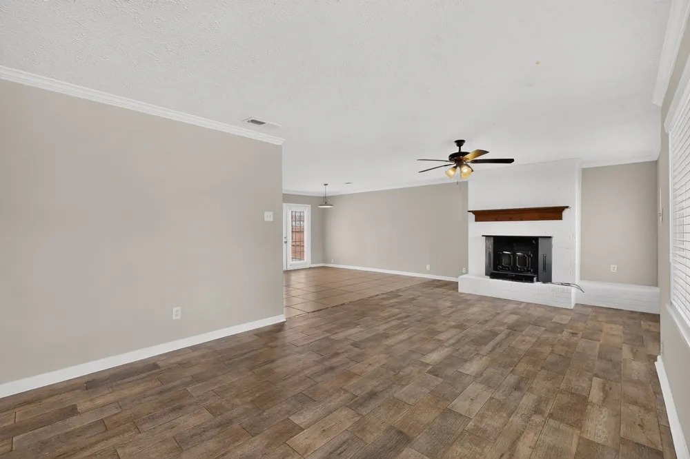 501 Starling Drive Mesquite, TX 75149