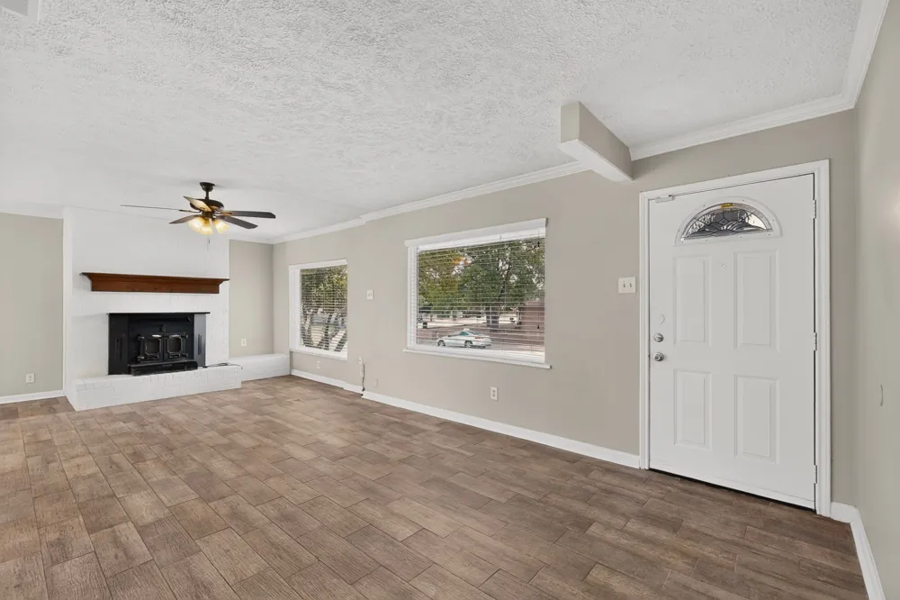501 Starling Drive Mesquite, TX 75149