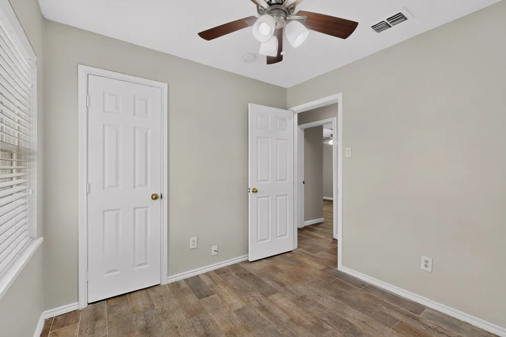 501 Starling Drive Mesquite, TX 75149