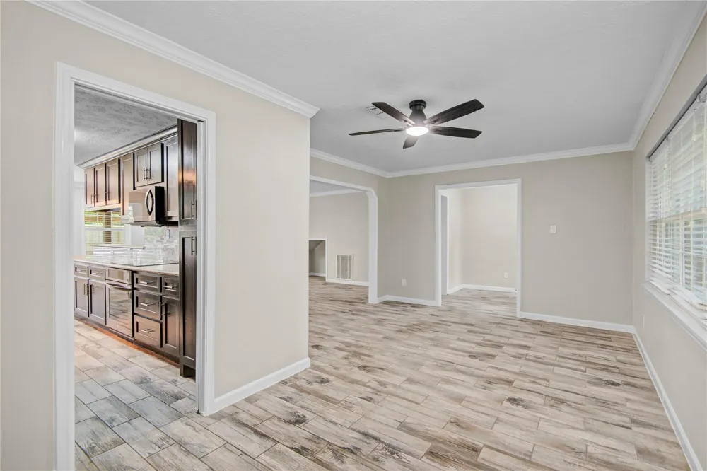 15702 Wandering Trail Friendswood, TX 77546