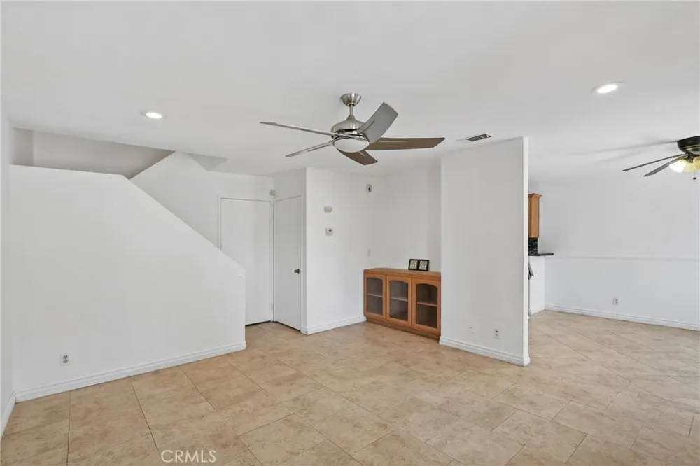 12454 Ralston Los Angeles, CA 91342