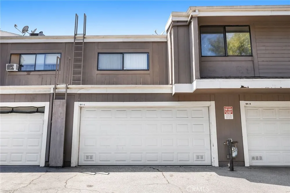 12454 Ralston Los Angeles, CA 91342