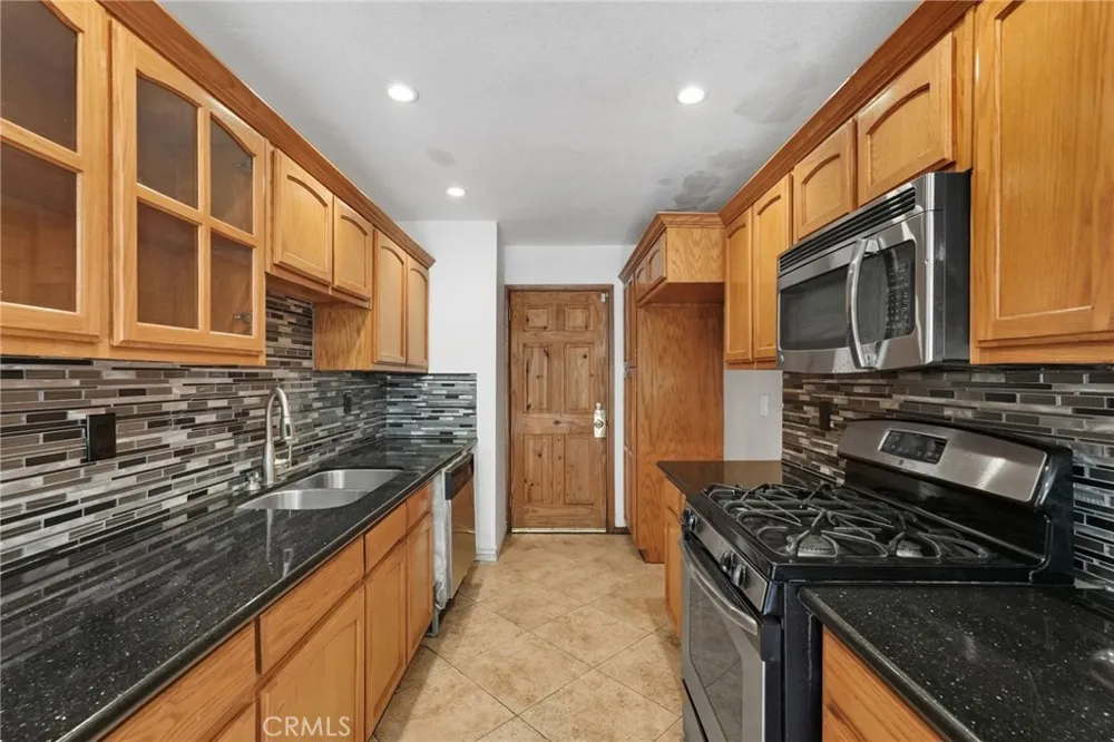 12454 Ralston Los Angeles, CA 91342