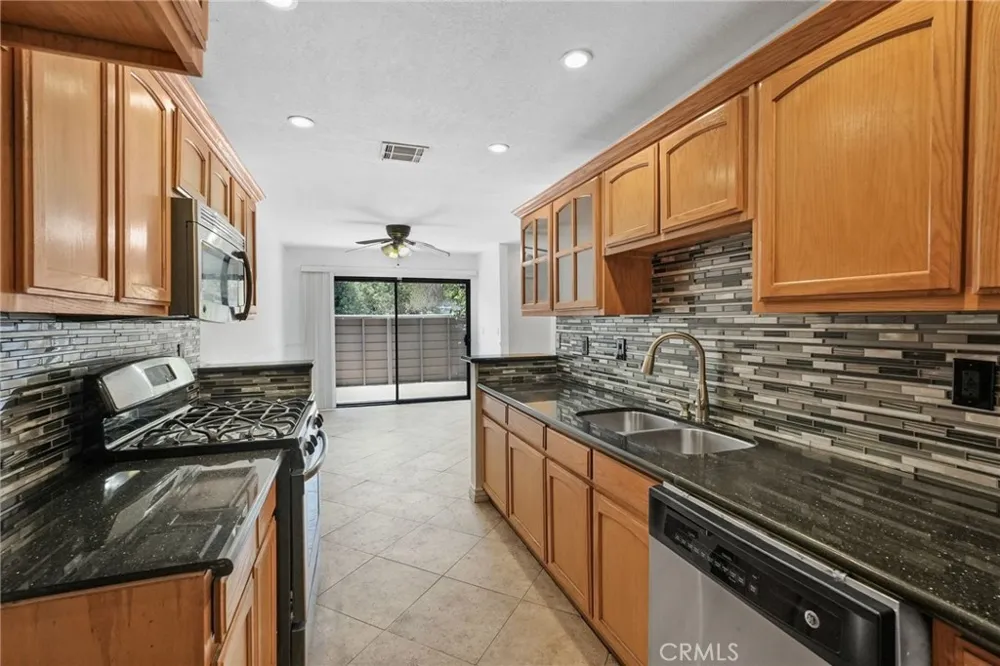 12454 Ralston Los Angeles, CA 91342