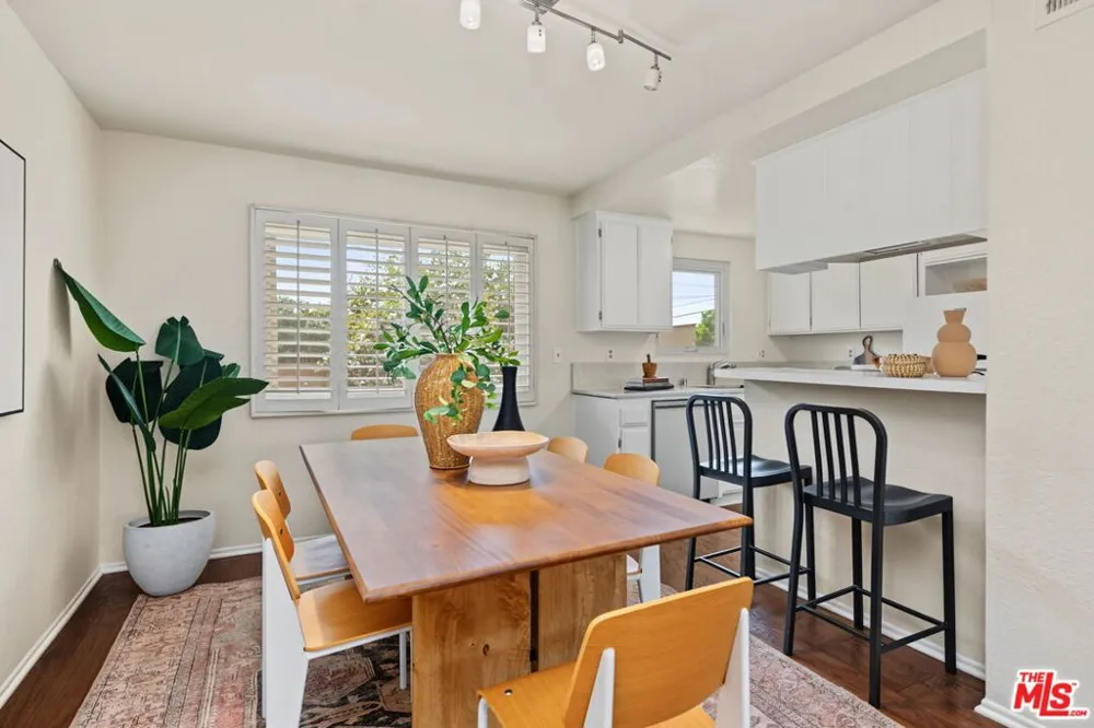2016 Euclid Street #13 Santa Monica, CA 90405