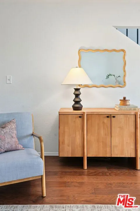 2016 Euclid Street #13 Santa Monica, CA 90405