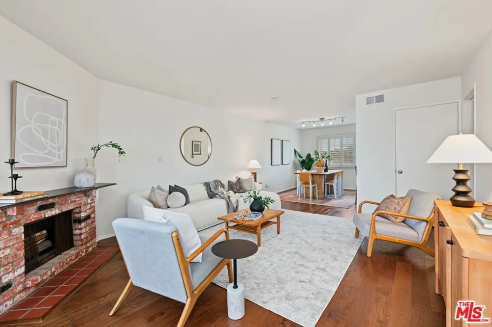 2016 Euclid Street #13 Santa Monica, CA 90405