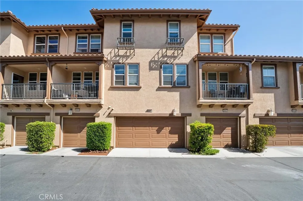 28565 Herrera Street #100 Valencia, CA 91354