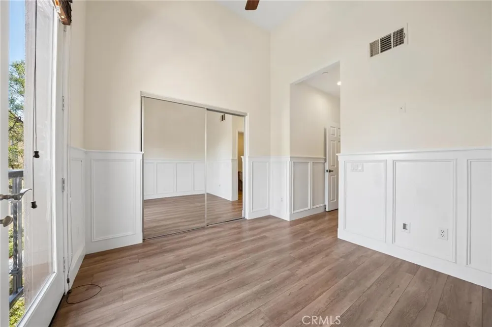 28565 Herrera Street #100 Valencia, CA 91354