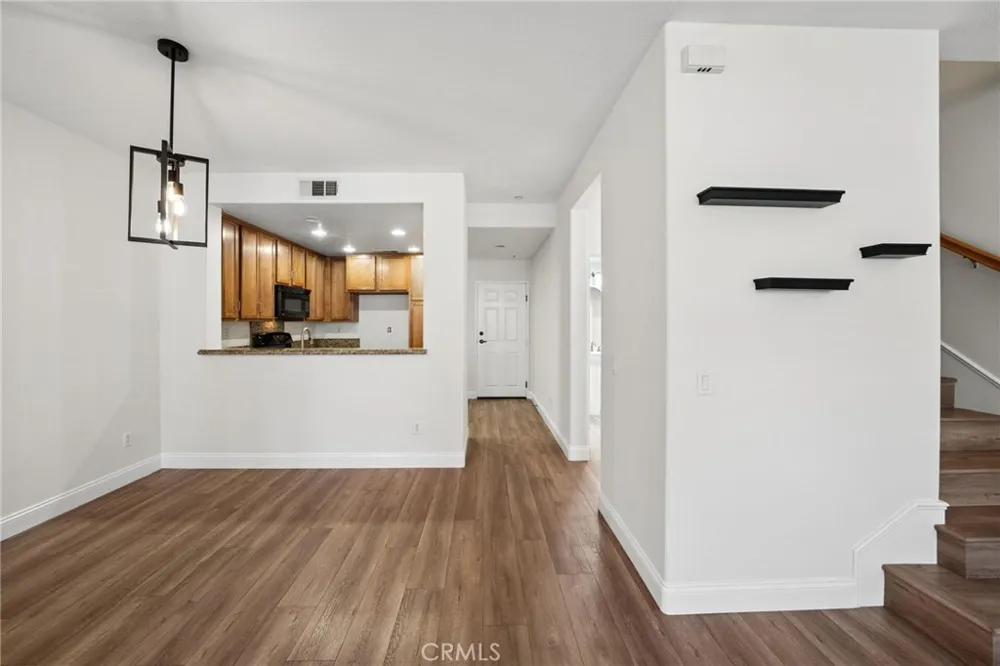 28565 Herrera Street #100 Valencia, CA 91354