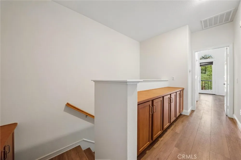 28565 Herrera Street #100 Valencia, CA 91354