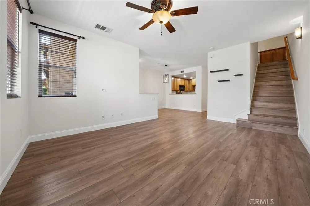 28565 Herrera Street #100 Valencia, CA 91354