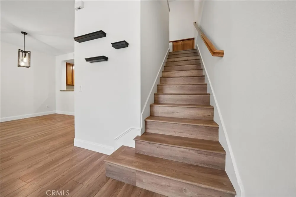 28565 Herrera Street #100 Valencia, CA 91354