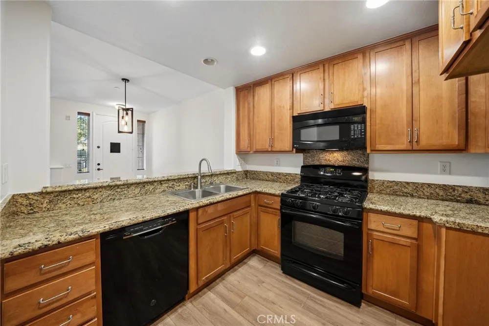 28565 Herrera Street #100 Valencia, CA 91354