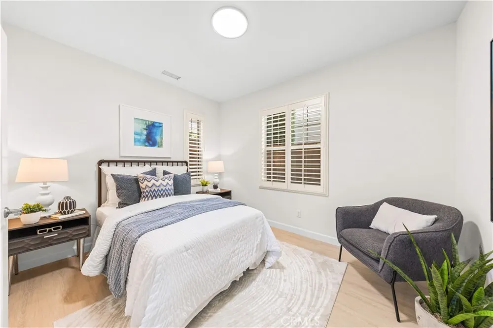 191 Firefly Irvine, CA 92618