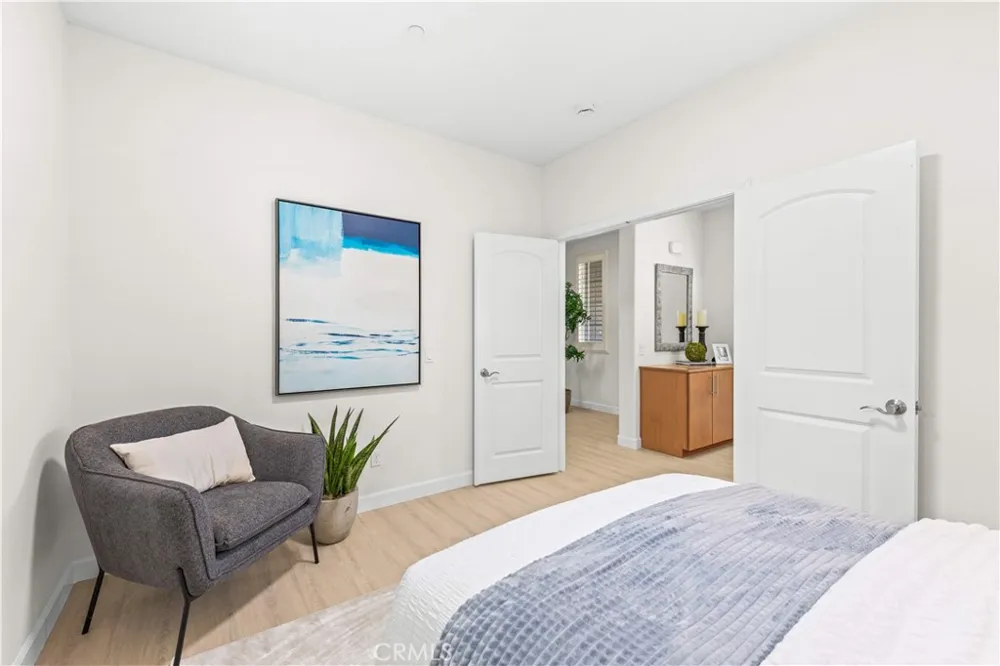 191 Firefly Irvine, CA 92618