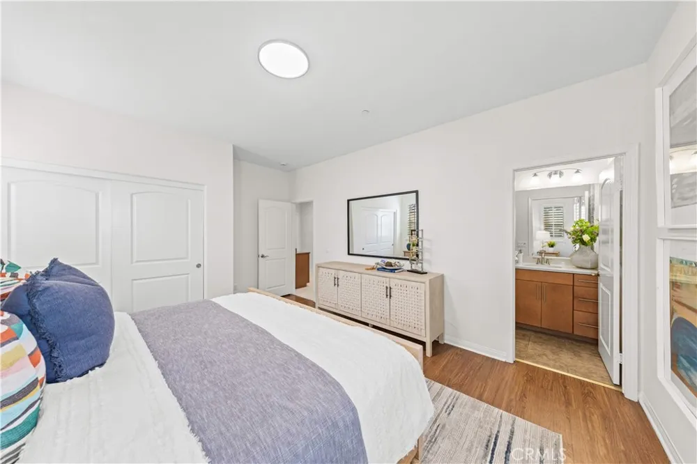 191 Firefly Irvine, CA 92618