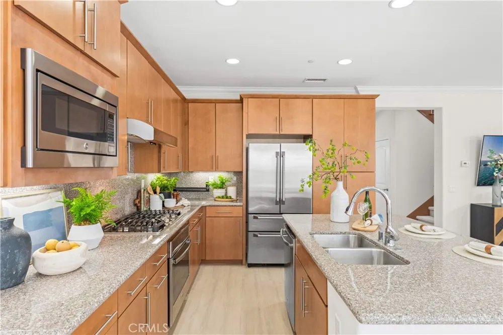 191 Firefly Irvine, CA 92618