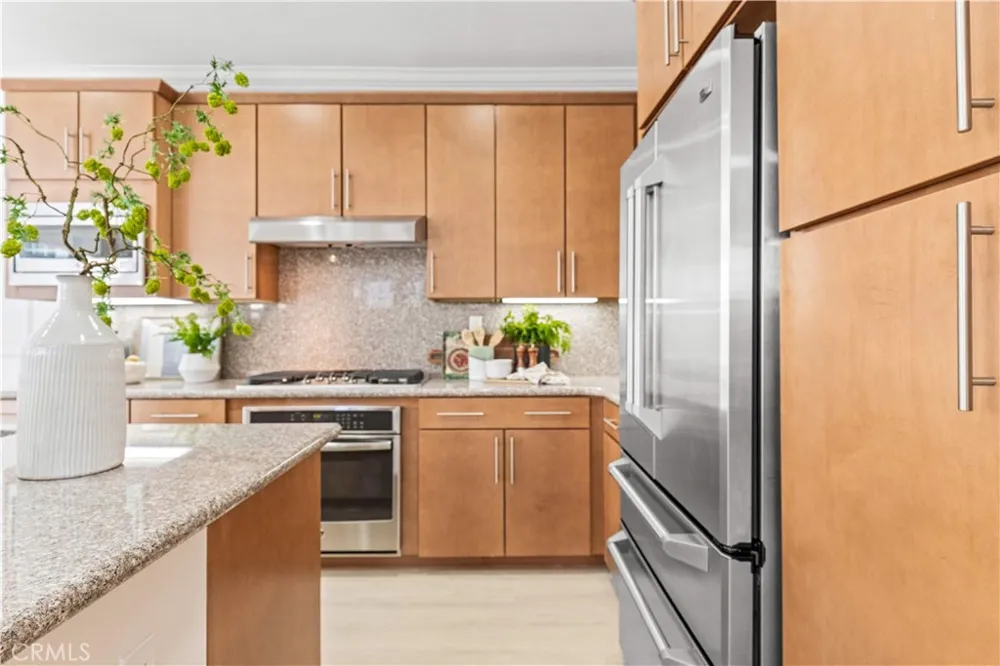 191 Firefly Irvine, CA 92618