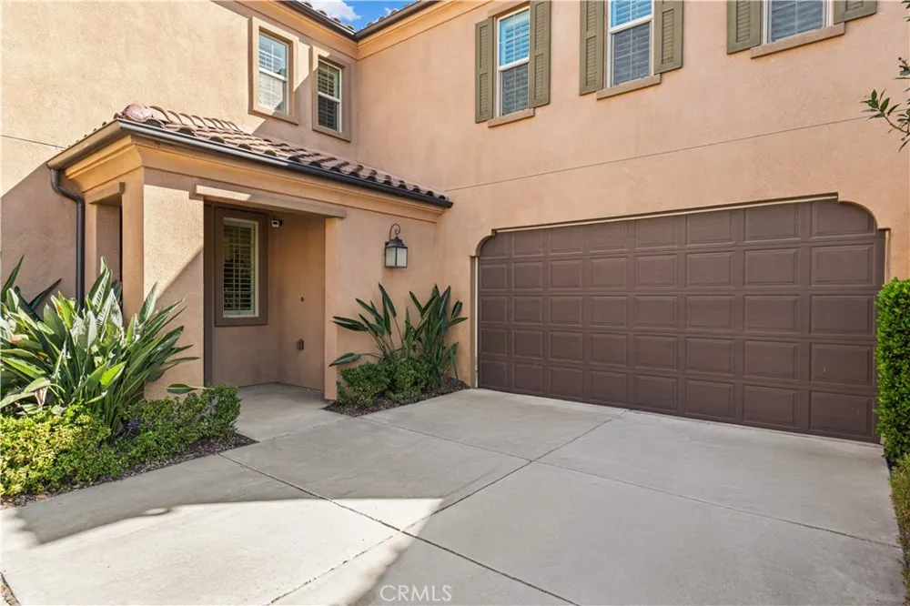 191 Firefly Irvine, CA 92618