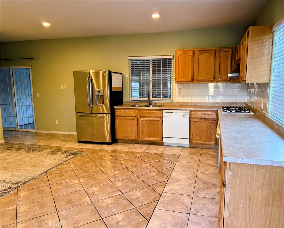 11730 Concord Chino, CA 91710