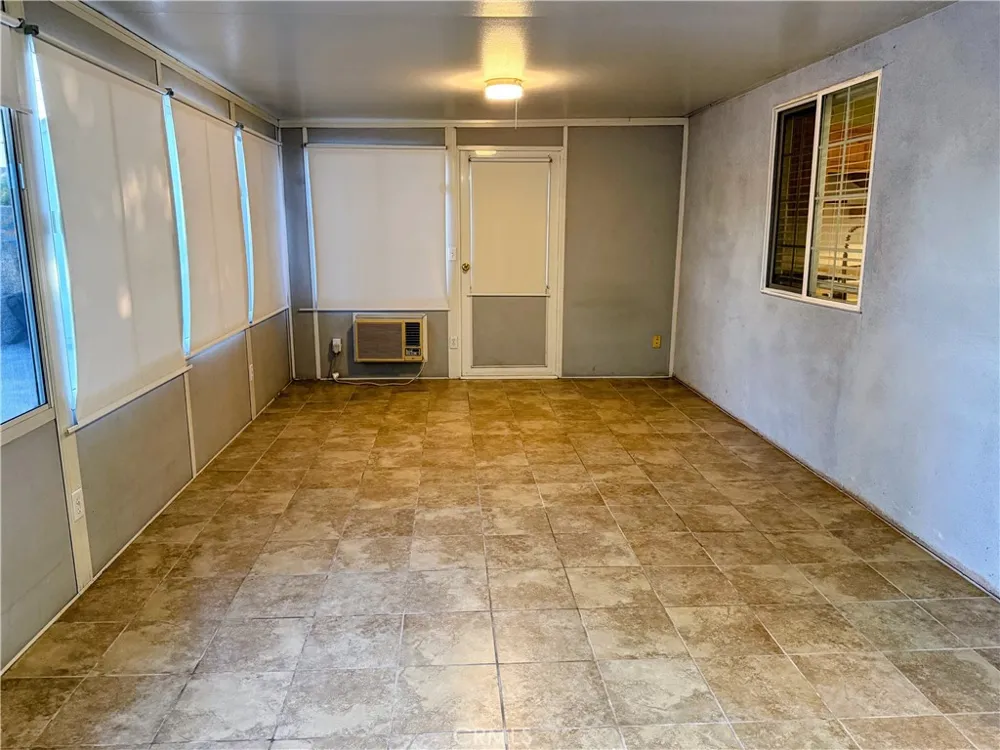 11730 Concord Chino, CA 91710