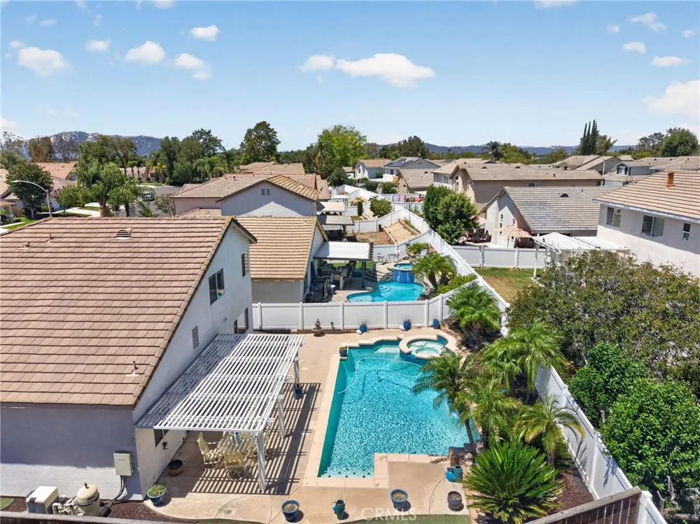 32222 Corte Gardano Temecula, CA 92592