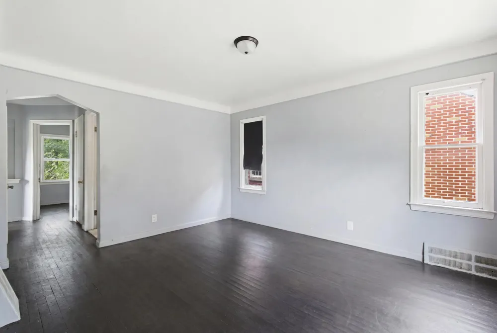 15701 Rossini Drive Detroit, MI 48205