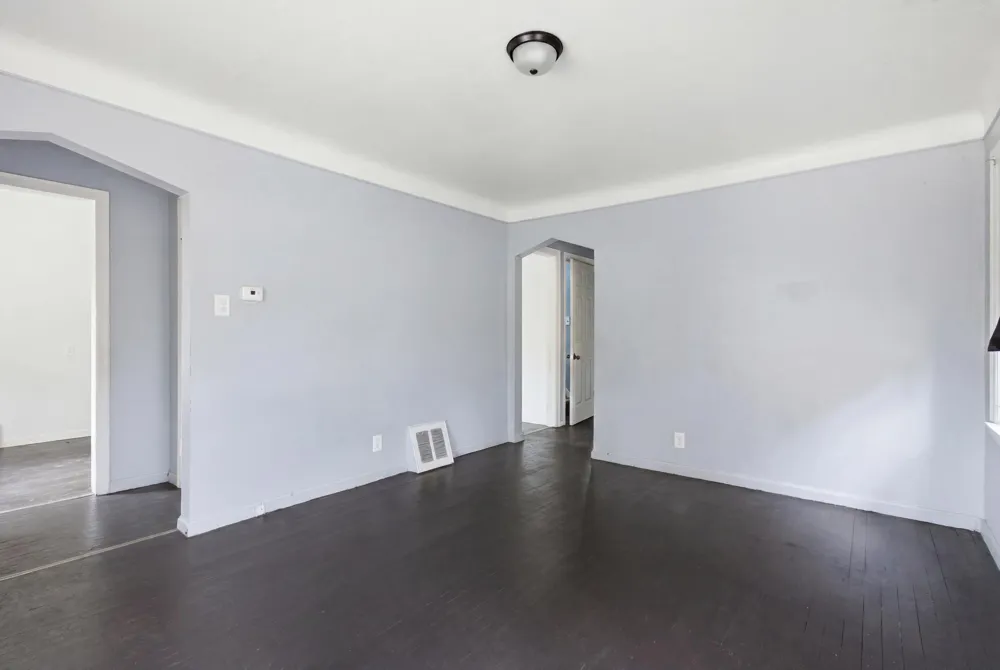 15701 Rossini Drive Detroit, MI 48205
